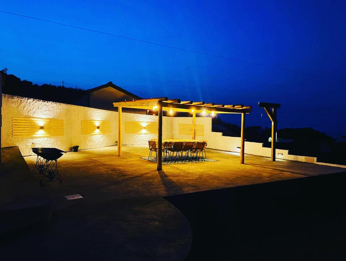 Casa Da Fonte - Alojamento Local Com Jacuzzi Nordeste  Exterior foto